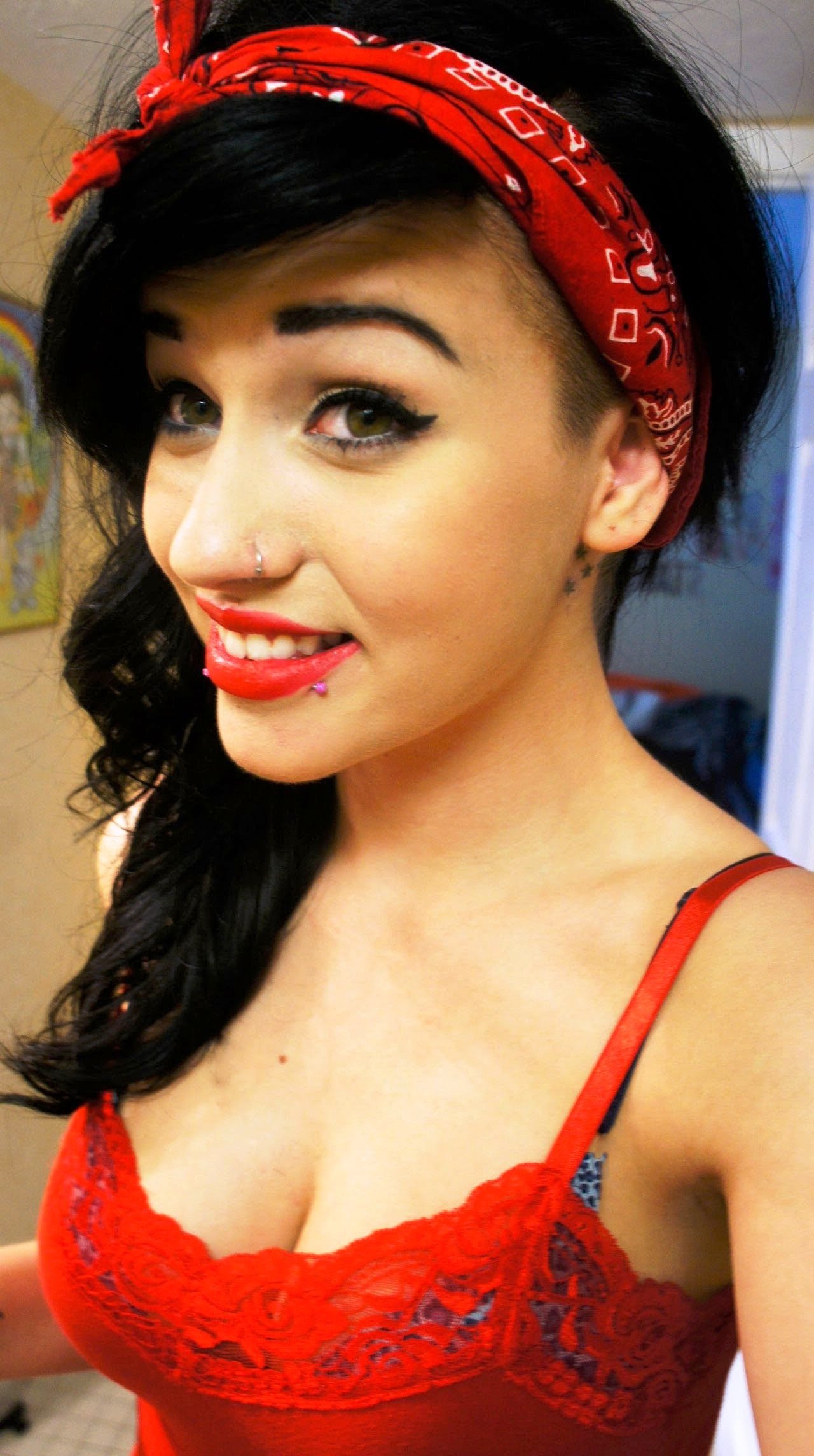 bandana women Not sure how to wear a bandana we have all the most stylish ways all right here. bandana women Not sure how to wear a bandana we have all the most stylish ways all right here.