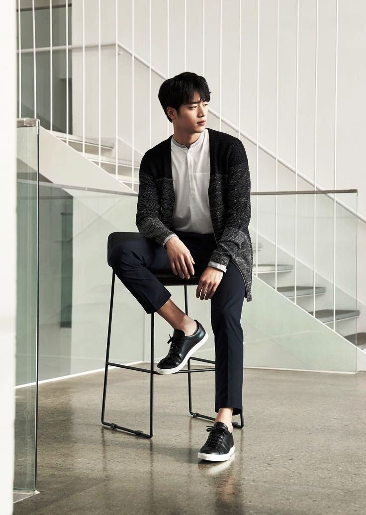25 Superb Korean Style Outfit Ideas For Men To Try - Instaloverz