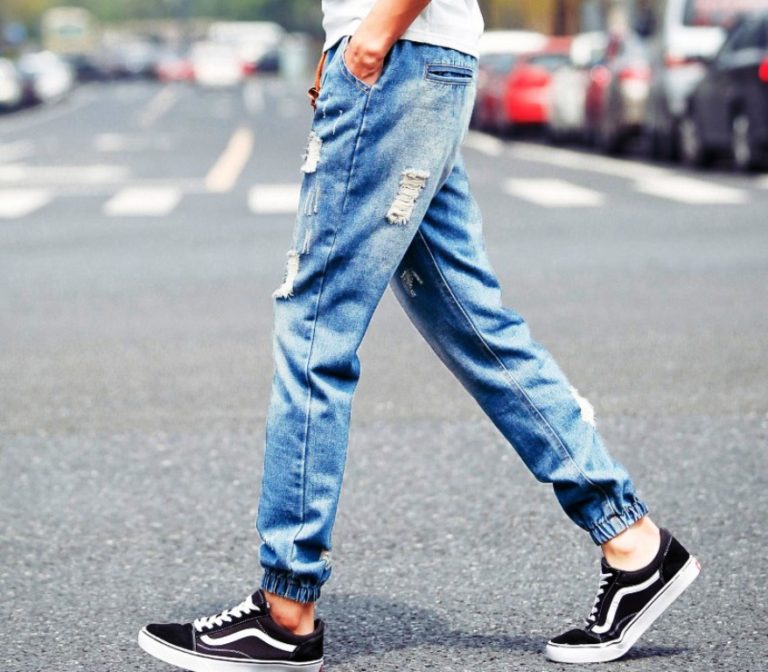 45 Ideas Of Jeans Styles For Men To Wear - Instaloverz