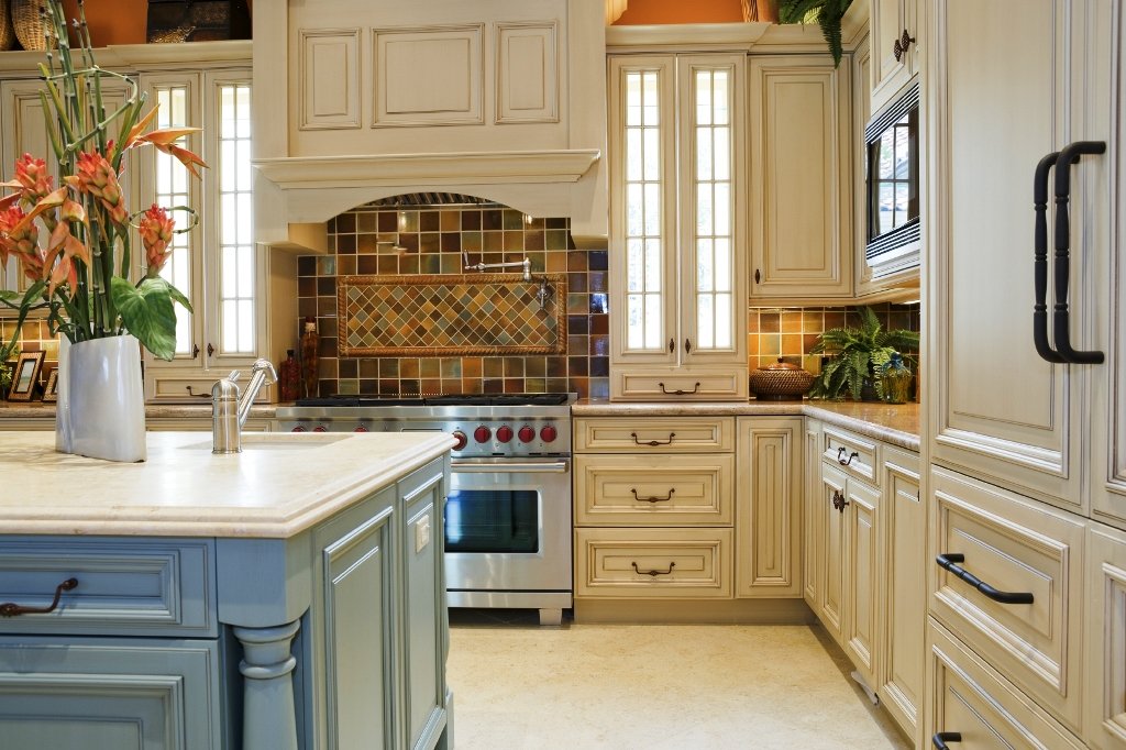 15 Traditional Kitchen Design Ideas To Try - Instaloverz