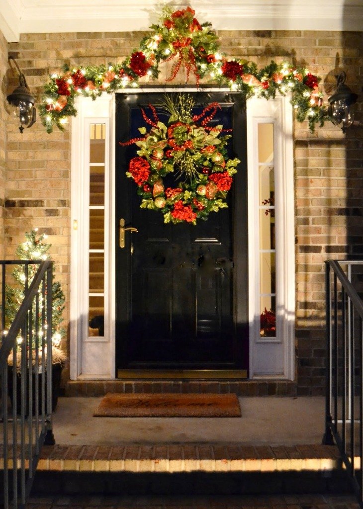 20 Christmas Front Door Decoration Ideas  Instaloverz