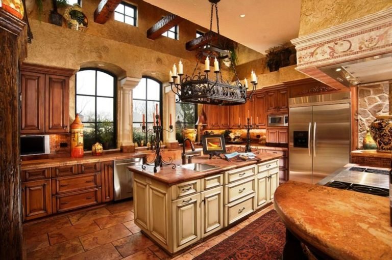 25 Stunning Traditional Kitchen Design Ideas