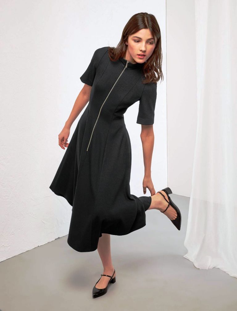 20 Stylish Funnel Neck Dress Outfit Ideas For Women To Try - Instaloverz