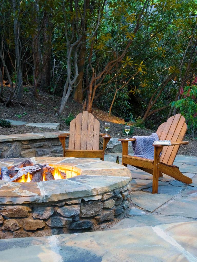 20 Amazing Outdoor Fire Pit Ideas To Try Out In 2017 Instaloverz
