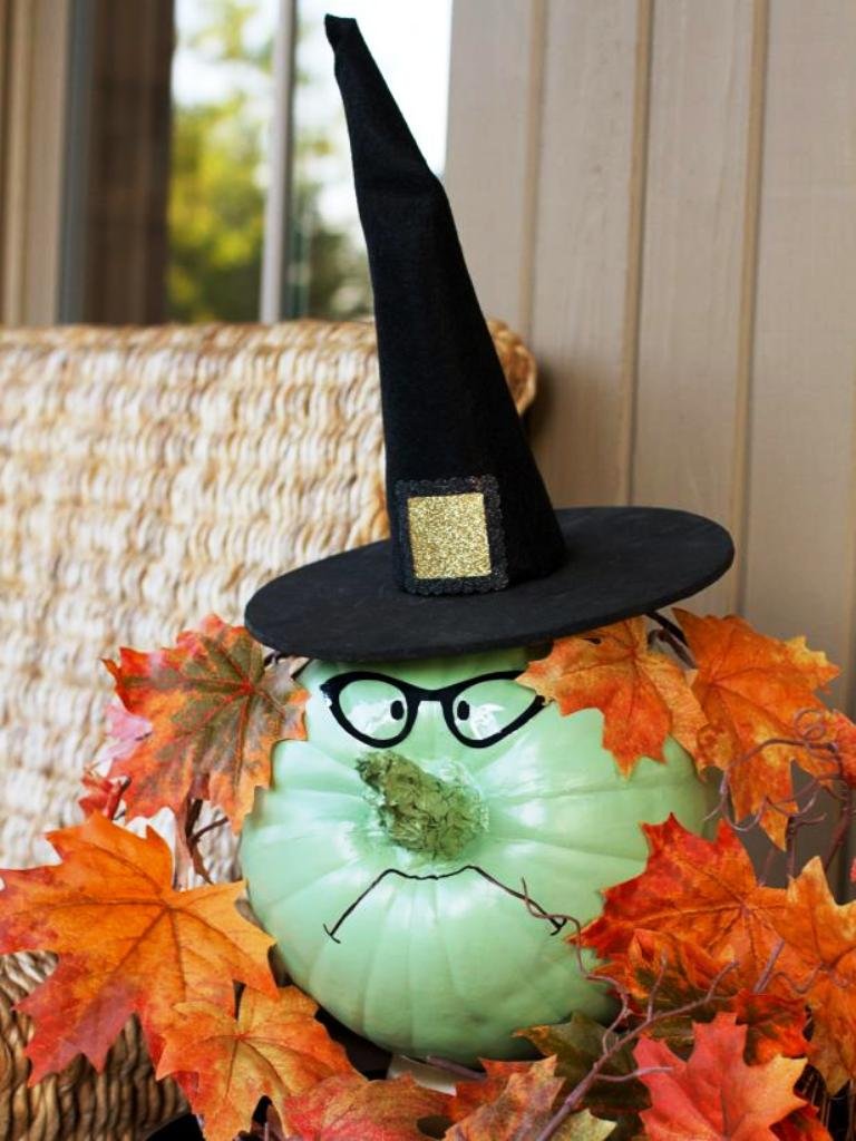 Bewitching Halloween Pumpkin Decoration