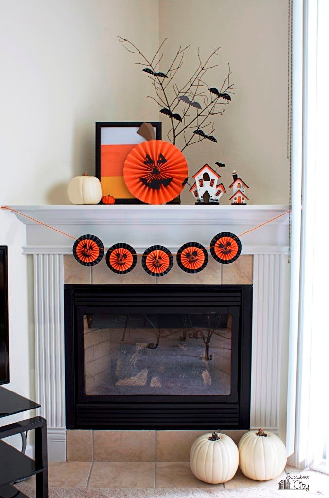 Halloween Mantel Decoration