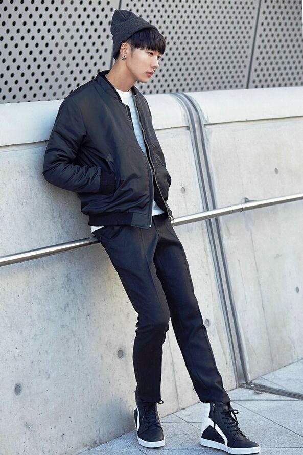25 Superb Korean Style Outfit Ideas For Men To Try - Instaloverz