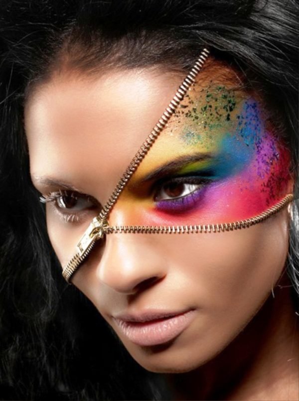 30 Amazing Halloween Half Face Makeup Ideas For You To Try Instaloverz