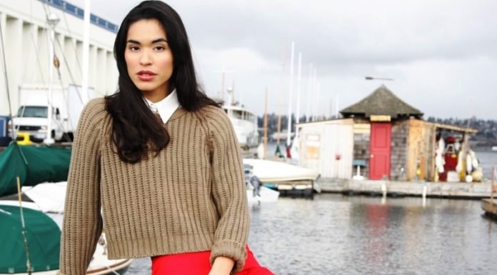 50 Stunning Cropped Sweater Outfit Ideas For Women To Try