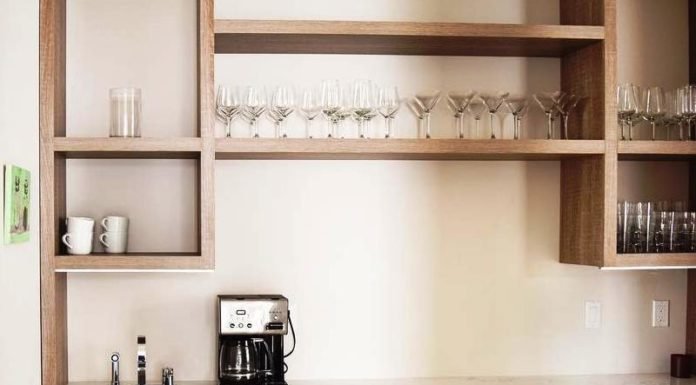 50 Lovely Kitchen Pantry Design Ideas To Try