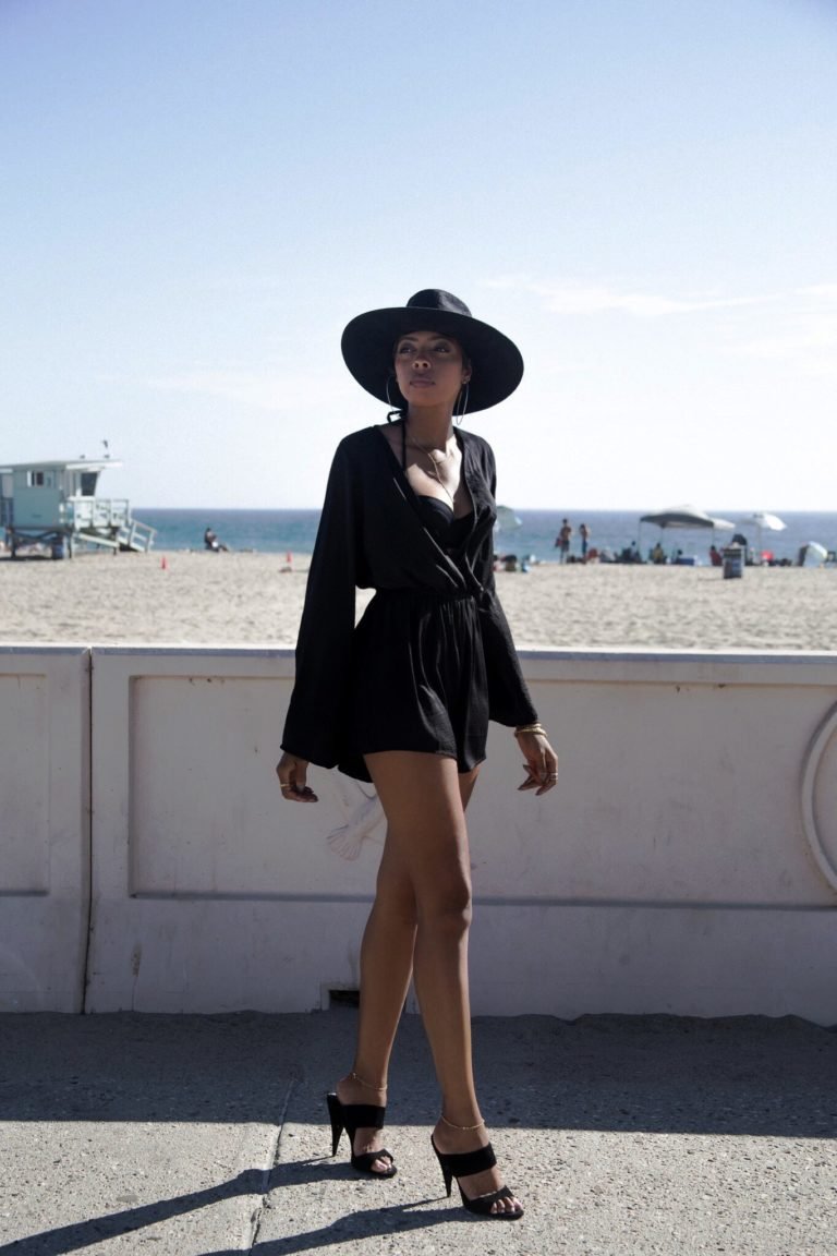 50 Lovely Bell Sleeve Outfit Ideas For Women To Try This Year - Instaloverz