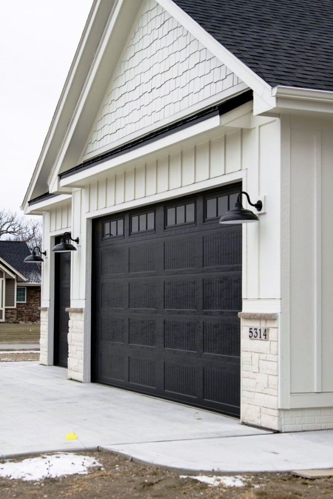 20 Best Garage Door Ideas For You To Try Instaloverz