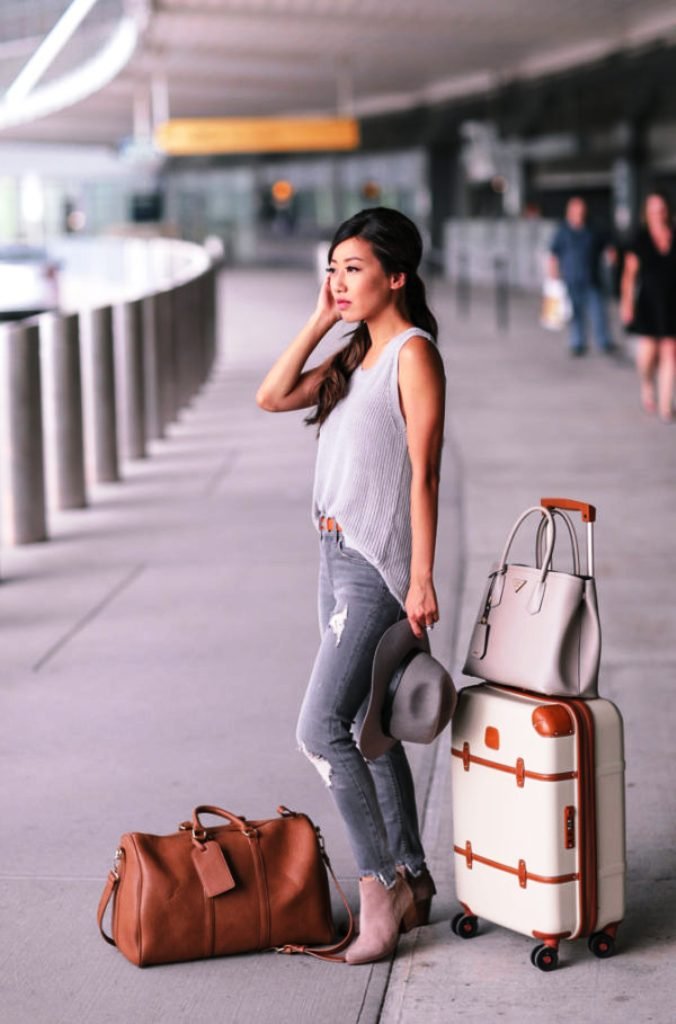 20 Amazing Leggings Outfit For Traveling Instaloverz