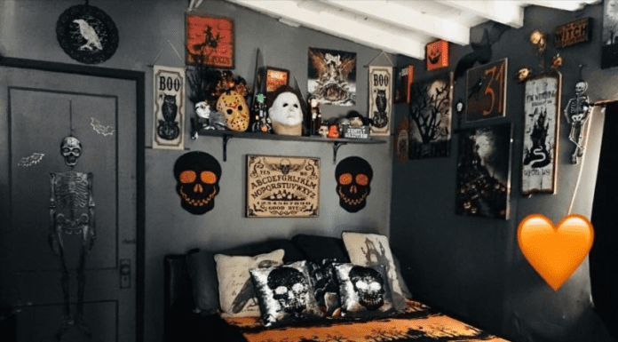 Halloween Room Decor