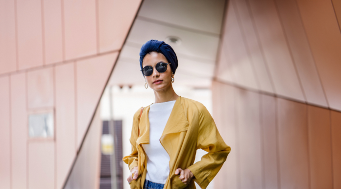 8 Remarkable Ways to Style High-Waisted Jeans