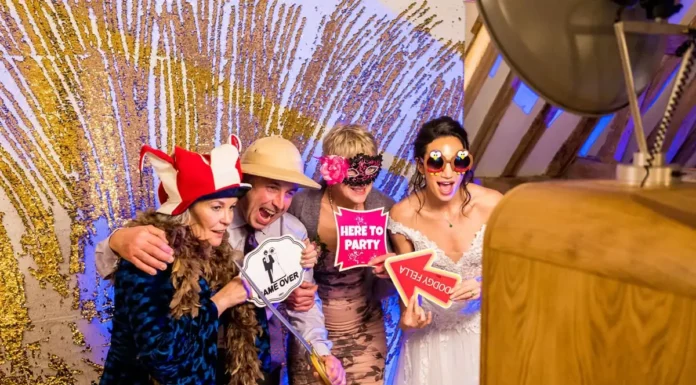 5 Unique Wedding Entertainment Ideas to Wow Your Guests
